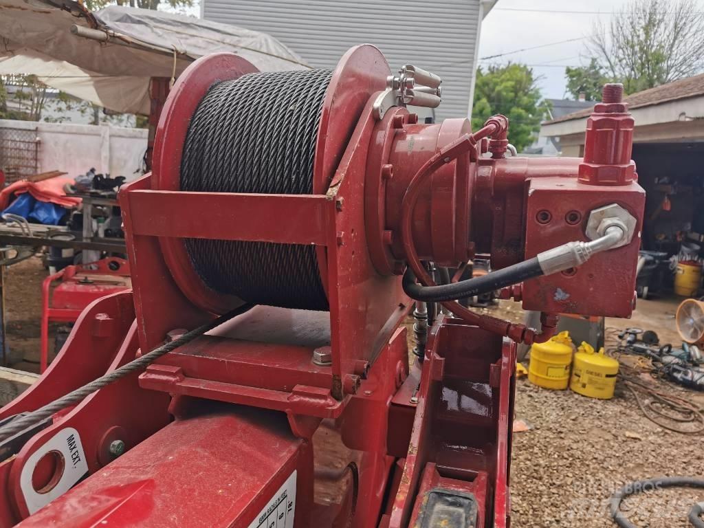 Spyder URW205S Mini cranes