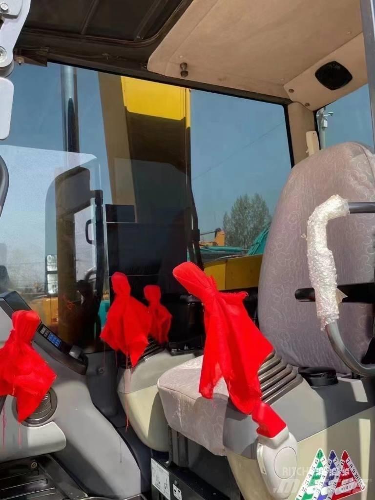 Komatsu PC 70 Mini excavators < 7t