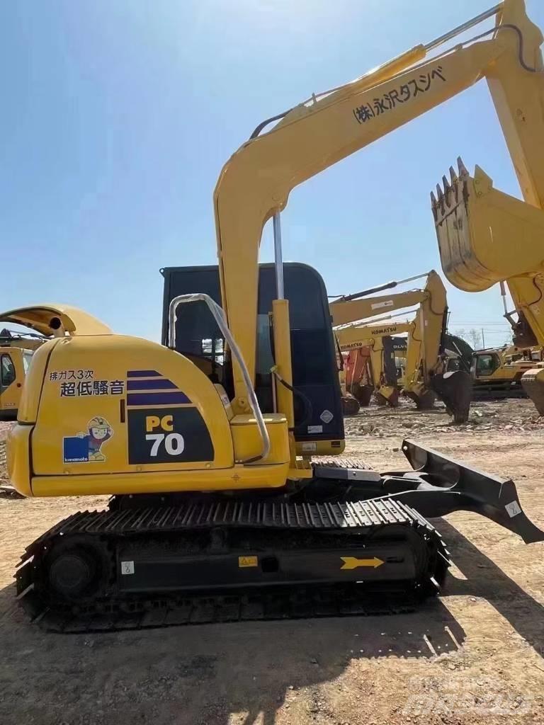 Komatsu PC 70 Mini excavators < 7t