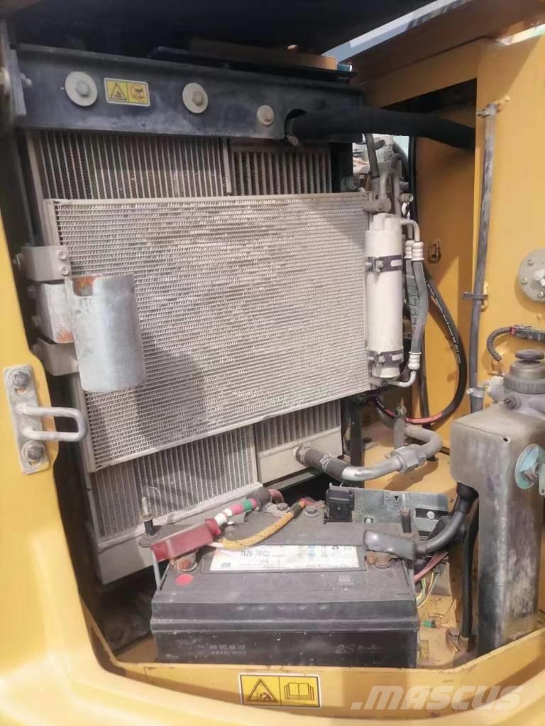 CAT 307E2 Midi excavators  7t - 12t