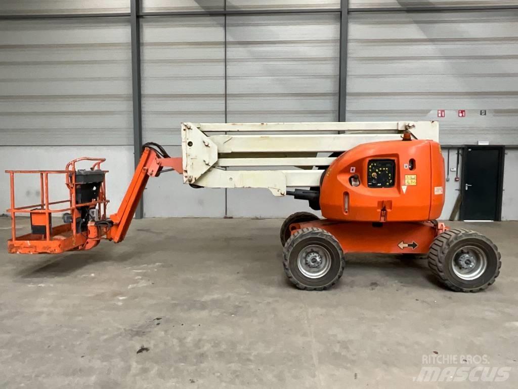 JLG 450 AJ Articulated boom lifts