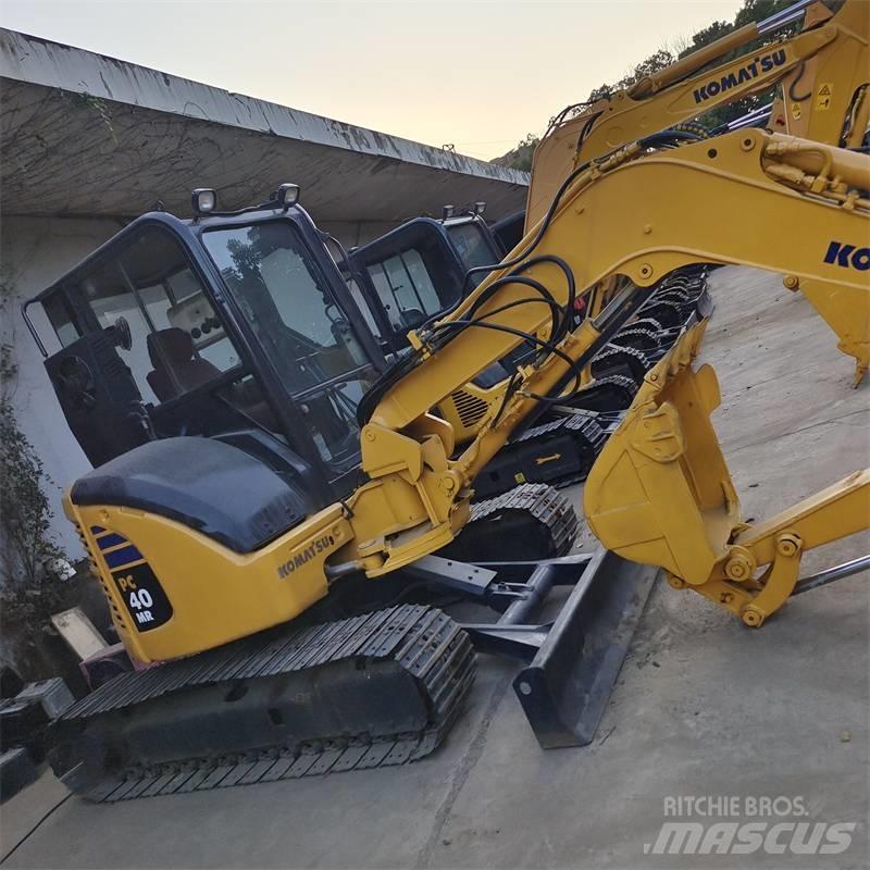 Komatsu PC 40 Mini excavators < 7t