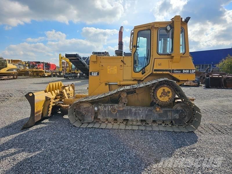 CAT D 4 H LGP Crawler dozers