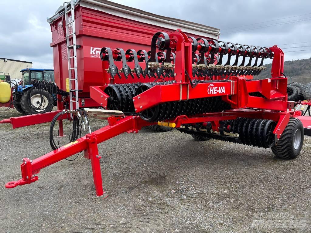 He-Va Tip-Roller 8.2 Farming rollers