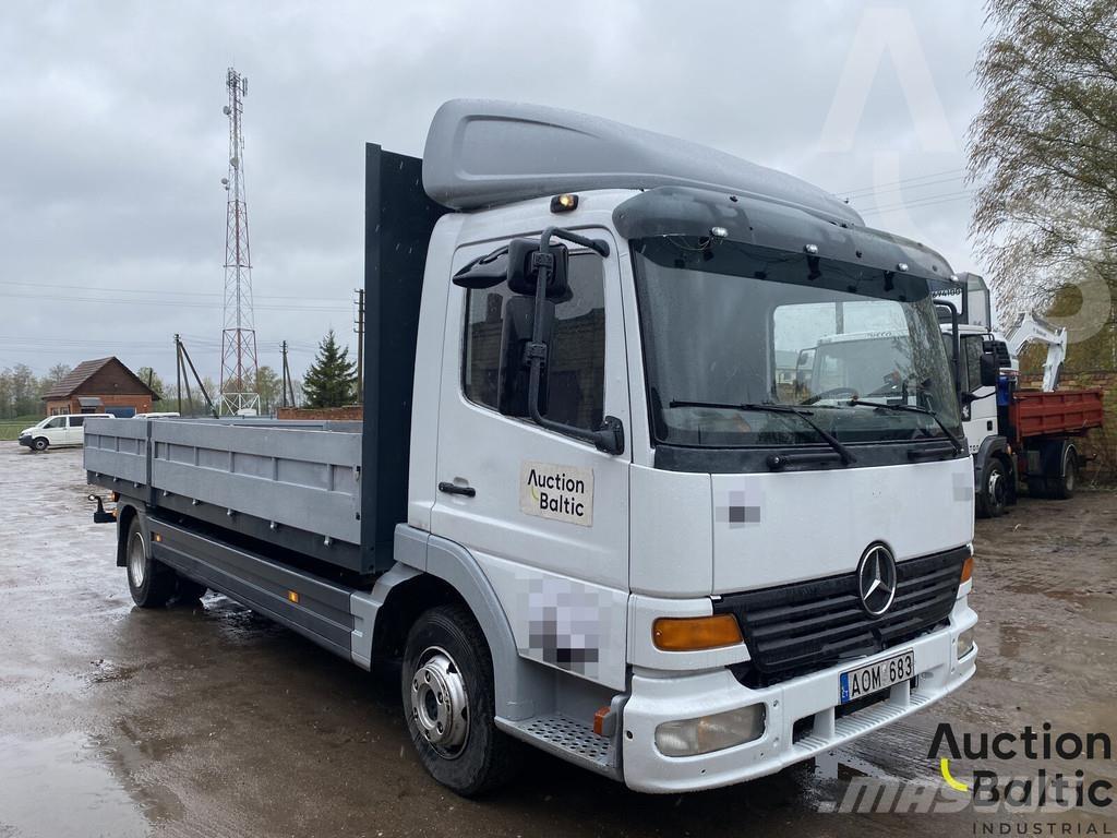 Mercedes-Benz 815 Flatbed/Dropside trucks