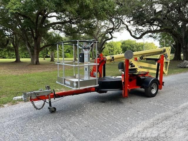 JLG T 350 Trailer mounted aerial platforms