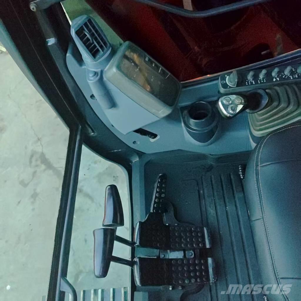 Hitachi ZX 120 Crawler excavators