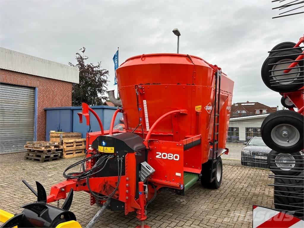 Kuhn PROFILE 2080 Mixer feeders