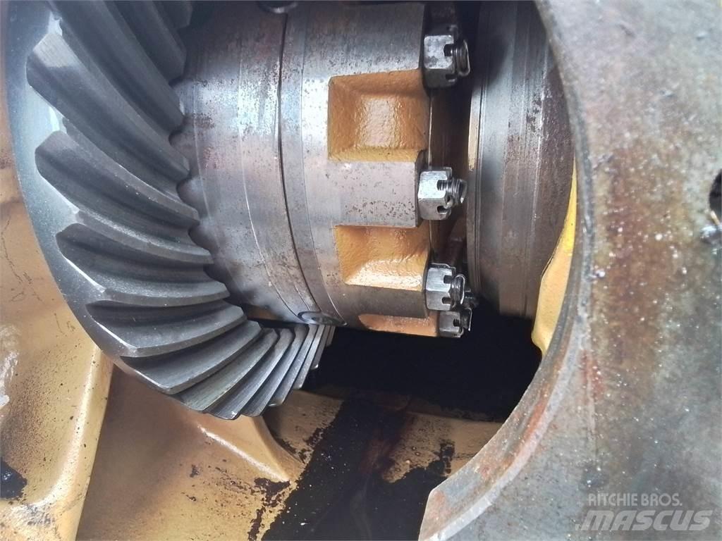 Volvo BM 868 Transmission