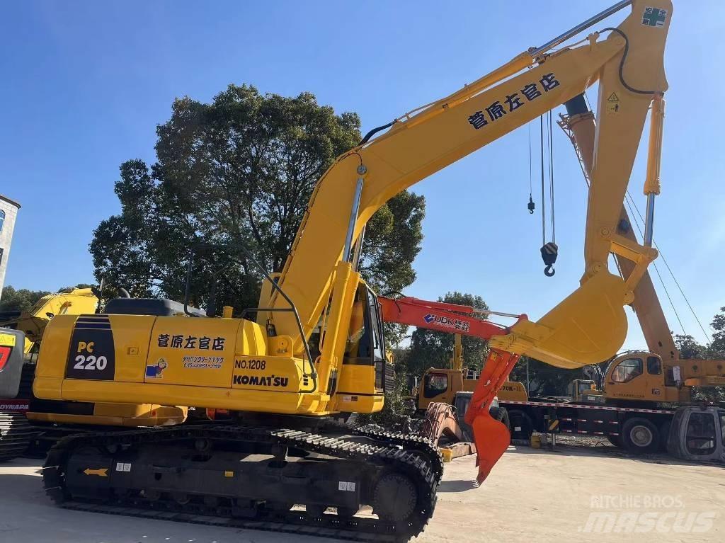 Komatsu PC 220-8 MO Crawler excavators