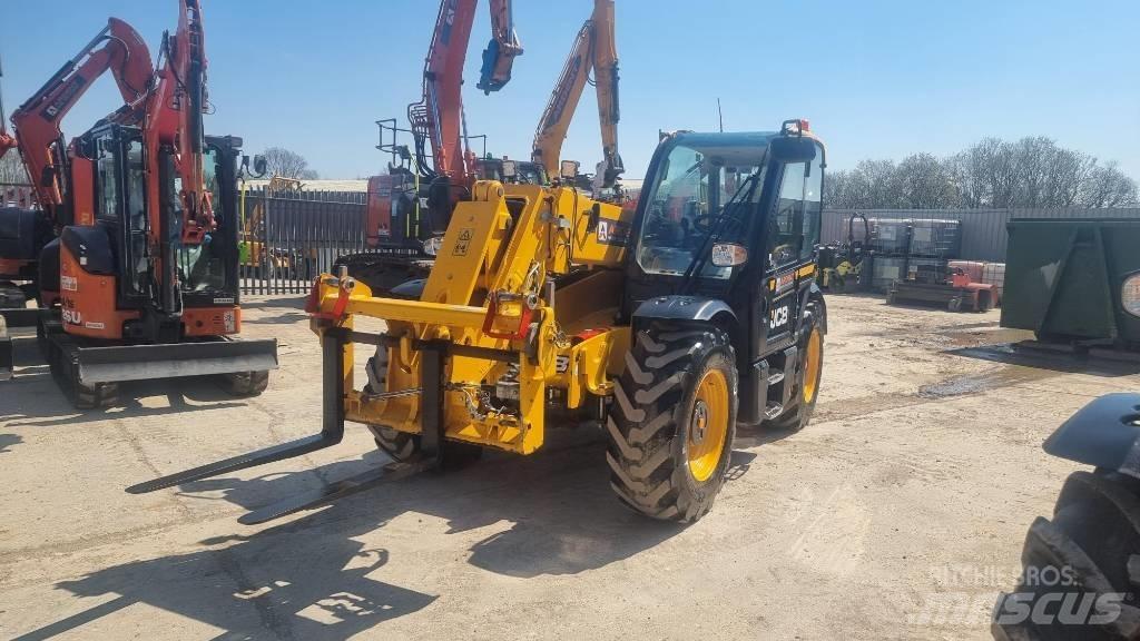 JCB 541-70 Agri Xtra Farming telehandlers