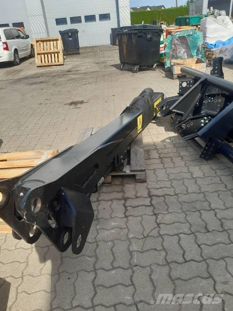Komatsu 901.6 Harvester cranes