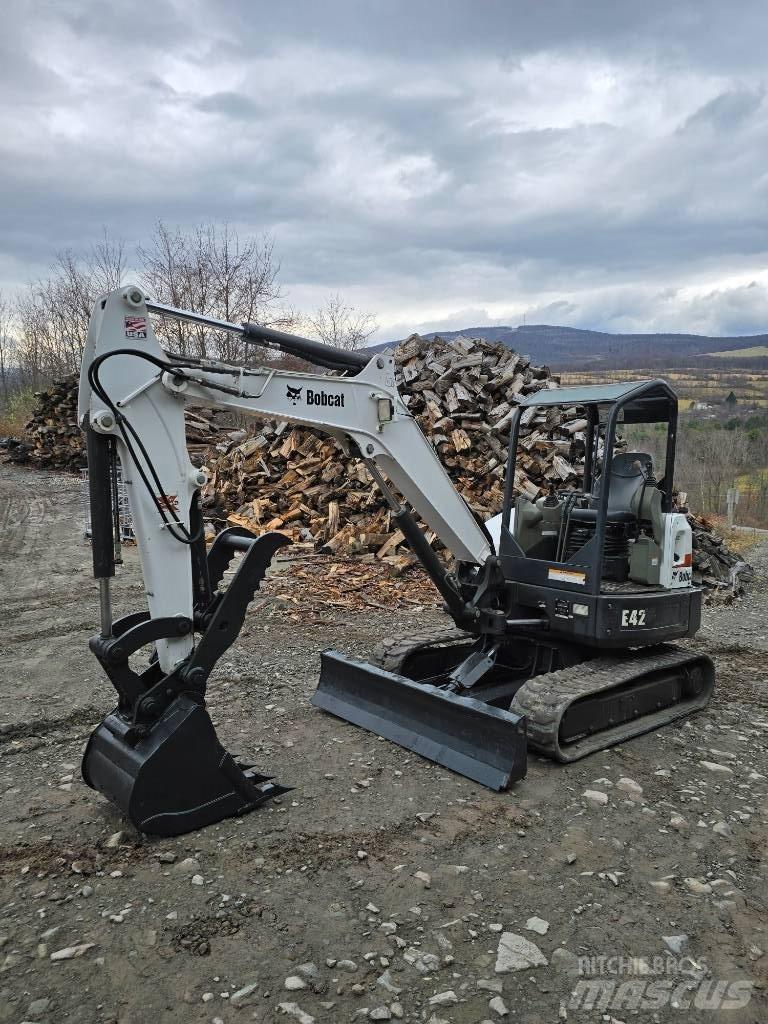 Bobcat E 42 Mini excavators < 7t
