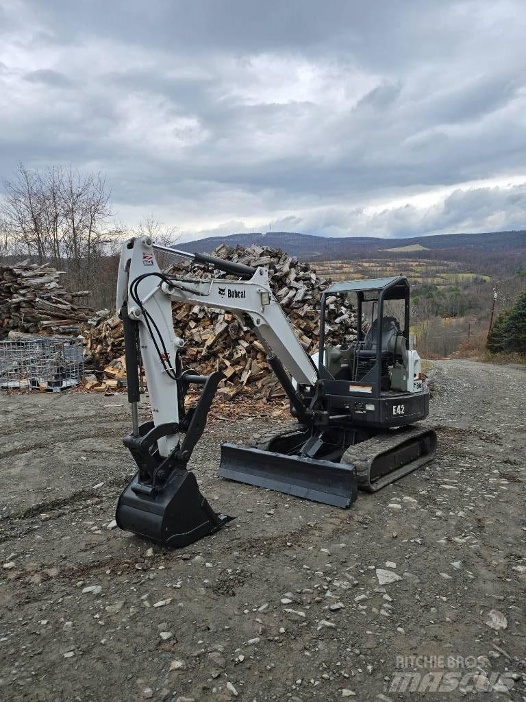 Bobcat E 42 Mini excavators < 7t