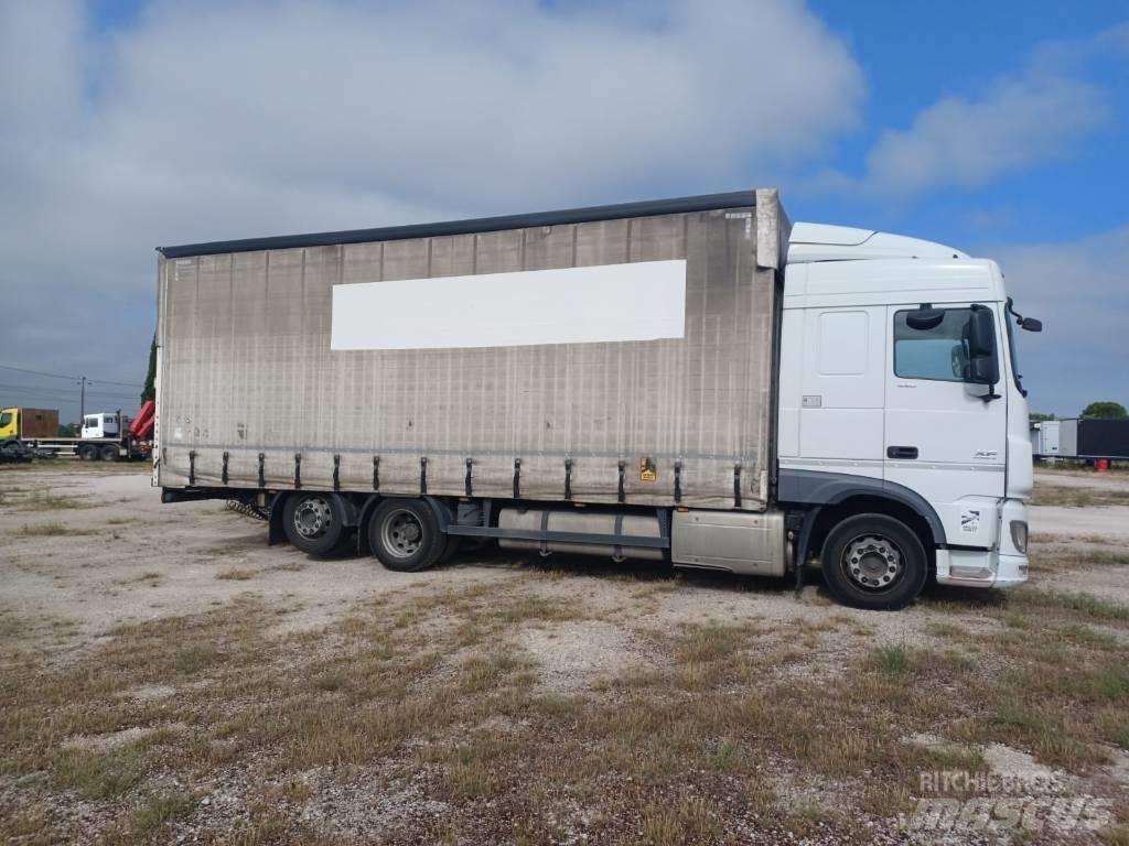DAF XF 440 Tautliner/curtainside trucks
