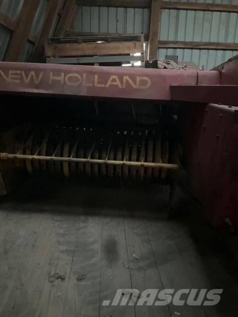 New Holland Hayliner Square balers