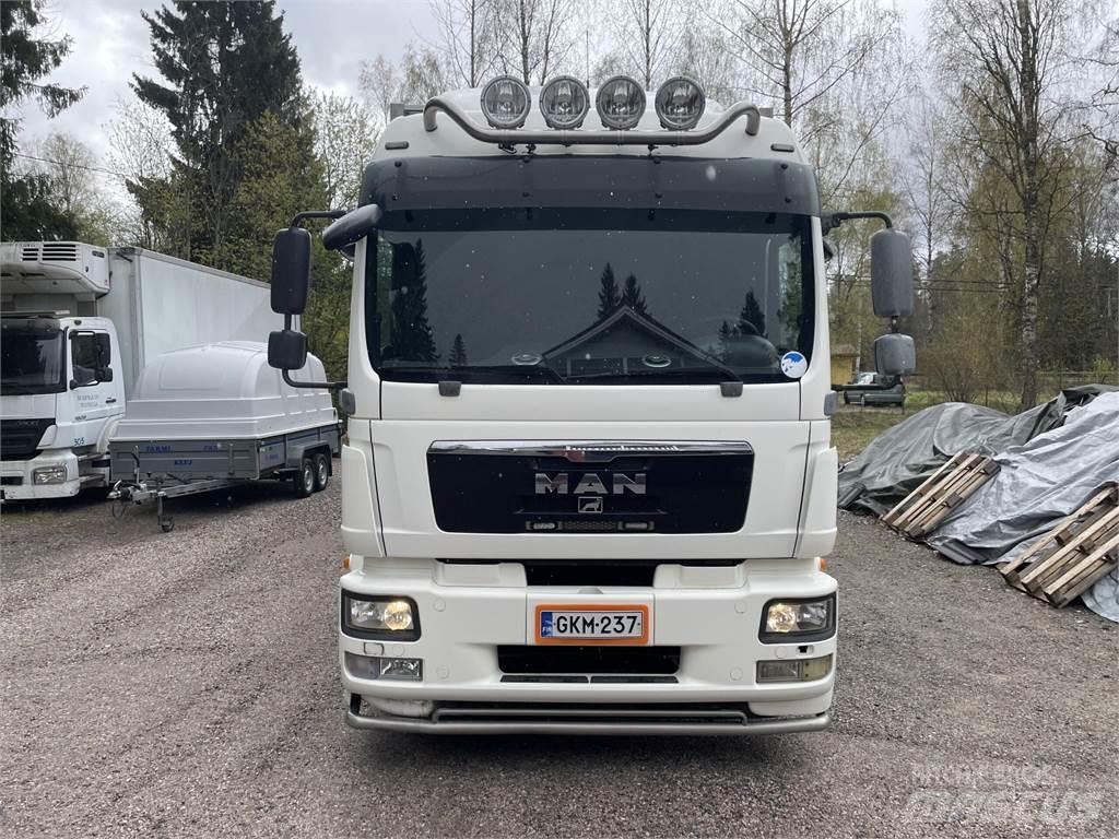 MAN TGM 4x2 Van Body Trucks