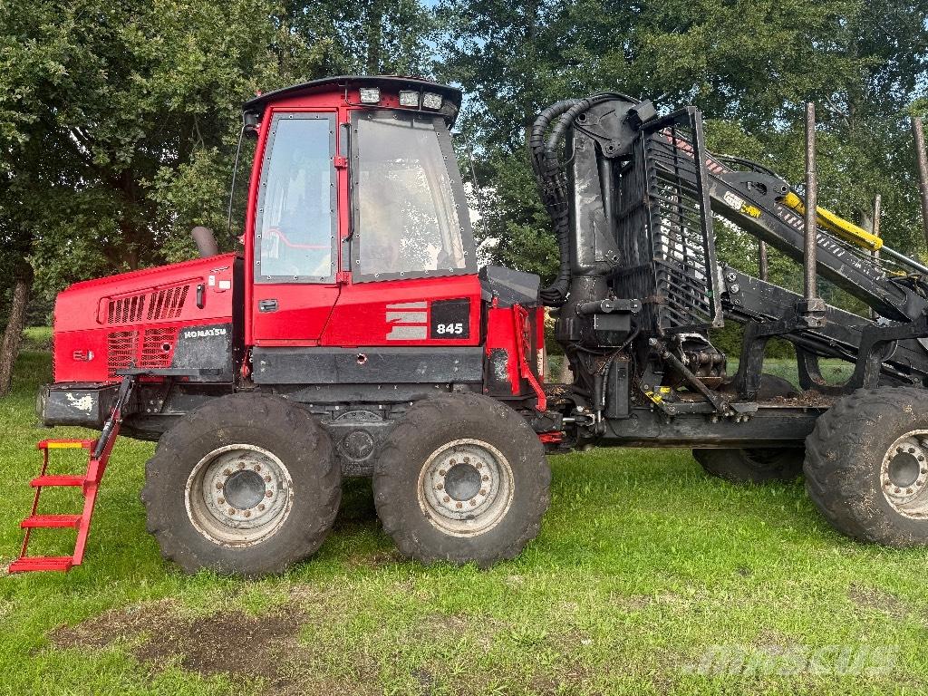 Komatsu 845 Forwarders