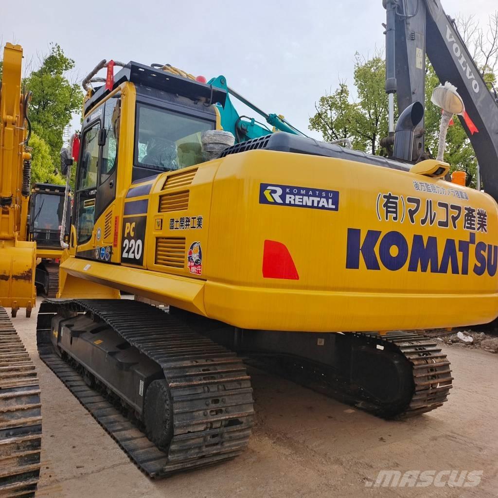 Komatsu PC 220-8 Crawler excavators