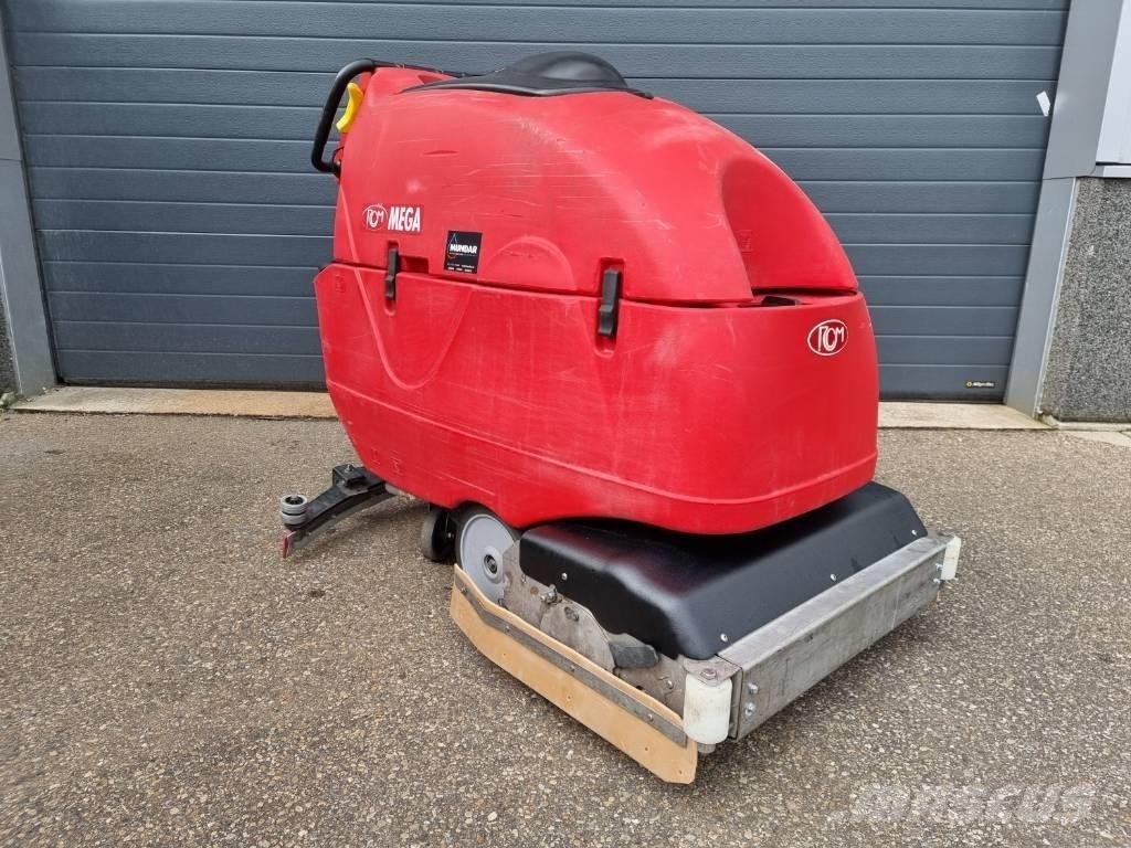 RCM Mega 702R Sweepers