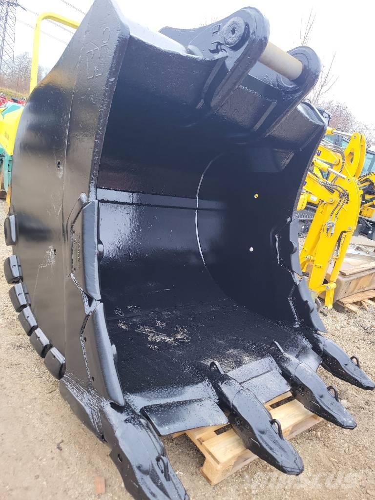 Komatsu Winkelbauer TLB's