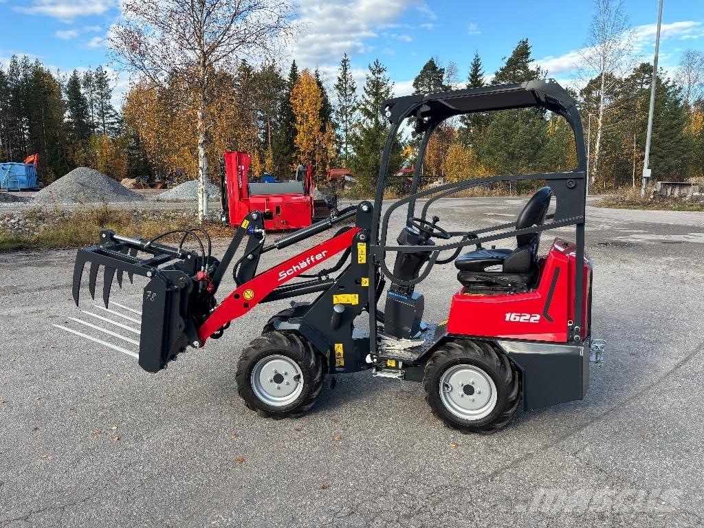 Schäffer 1622 Multi purpose loaders