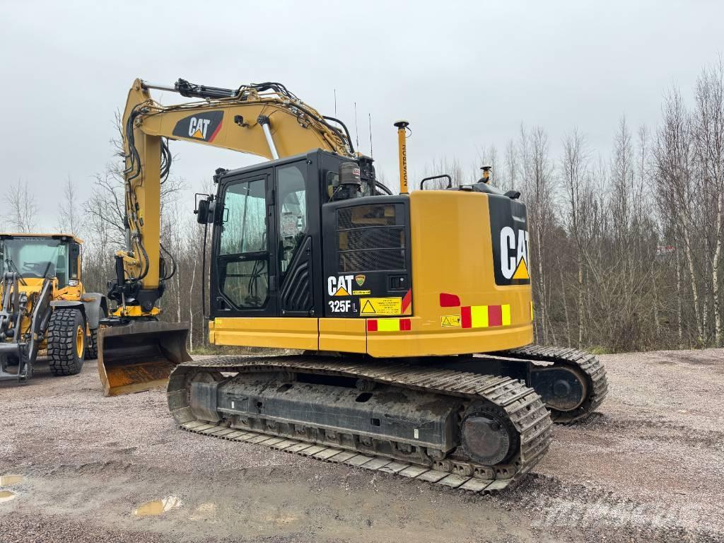 CAT 325 Crawler excavators