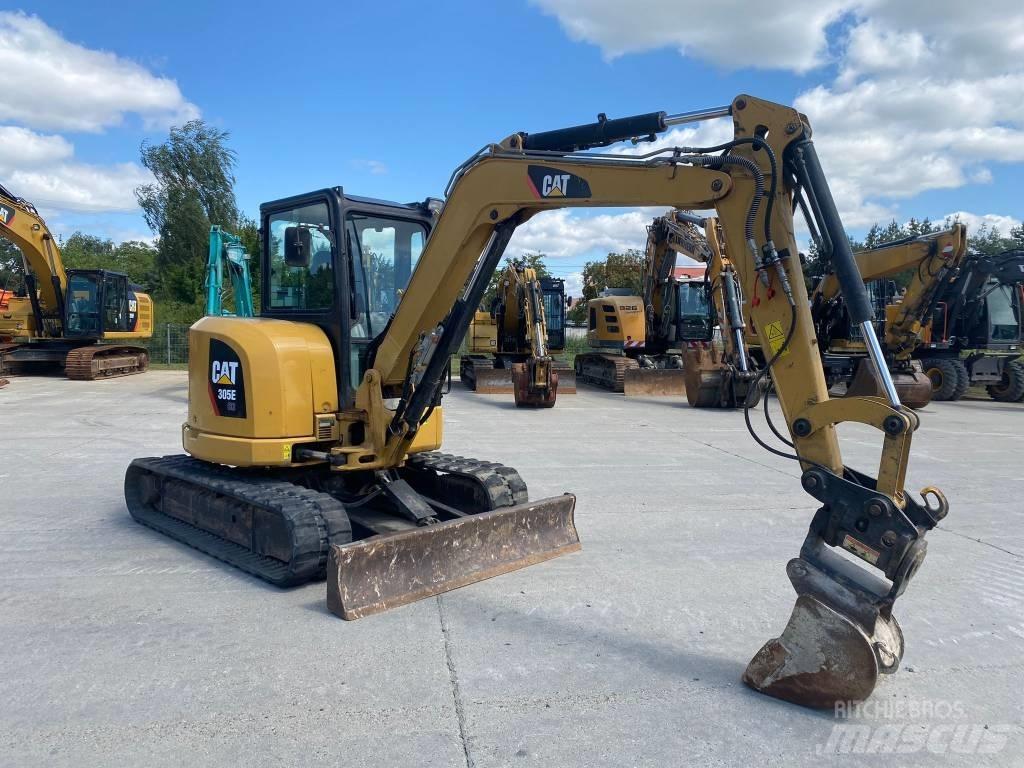CAT 305 Mini excavators < 7t