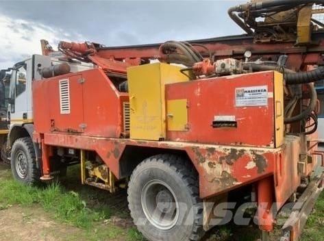 Massenza Mi6 Waterwell drill rigs