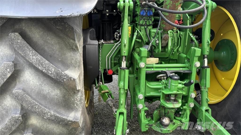 John Deere 6R195 Tractors