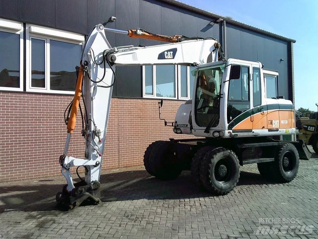 CAT M313D Wheeled excavators
