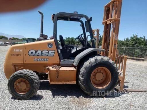 CASE 586H Rough terrain truck