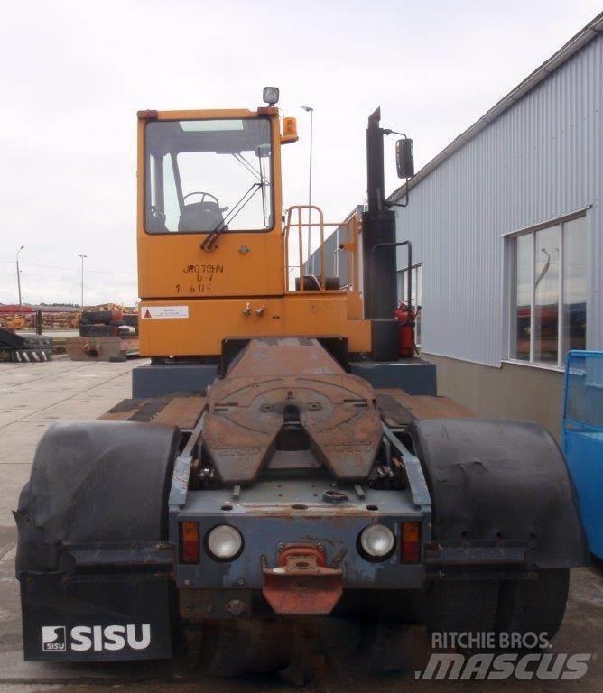 Sisu TRX 242 Terminal tractors