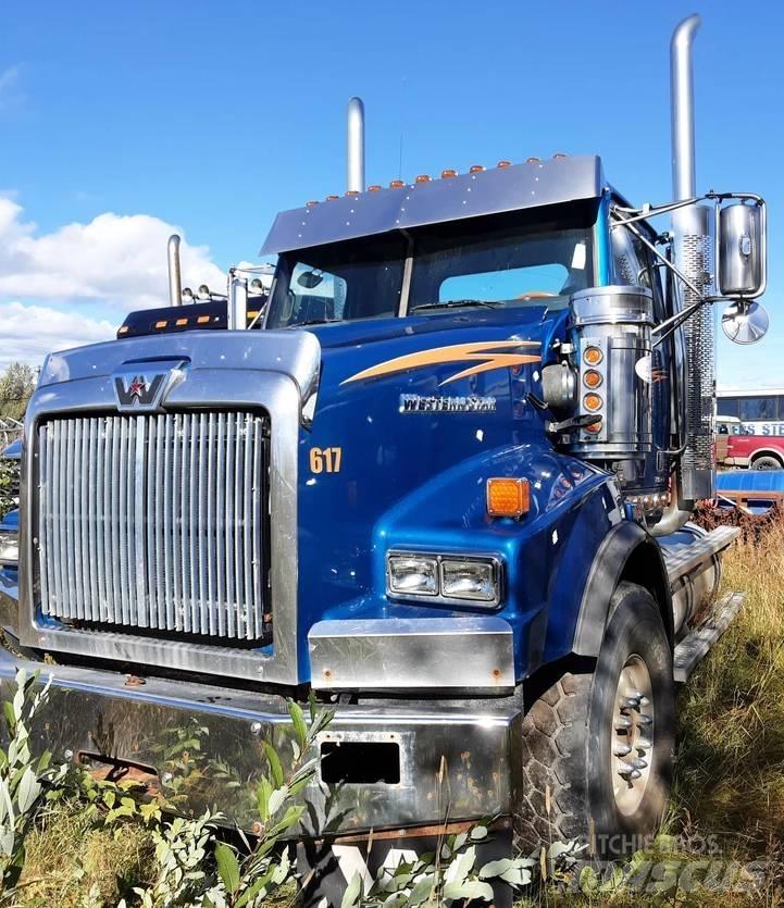 Western Star 4900SA Truck Tractor Units