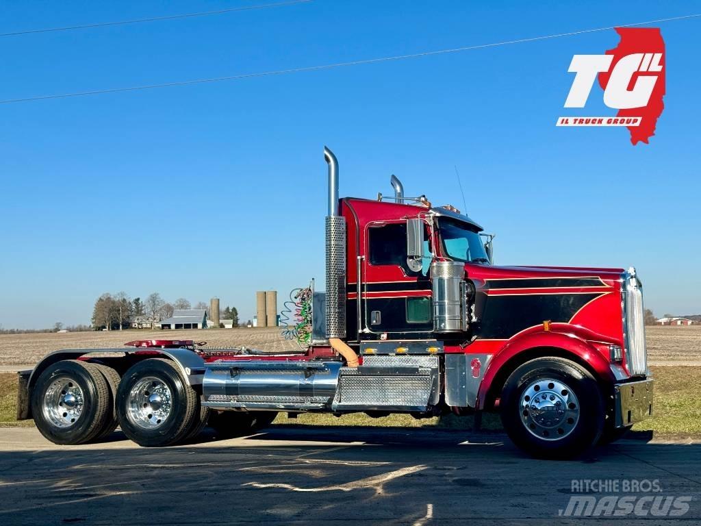 Kenworth W900 Truck Tractor Units