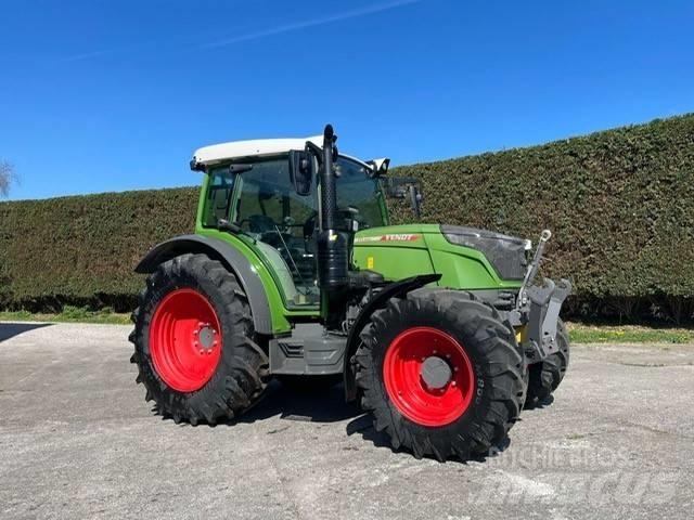 Fendt 211 S Tractors
