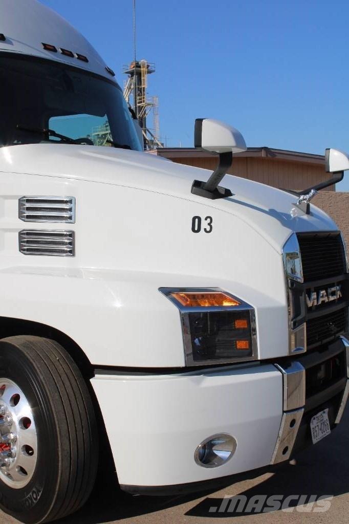 Mack Anthem Truck Tractor Units