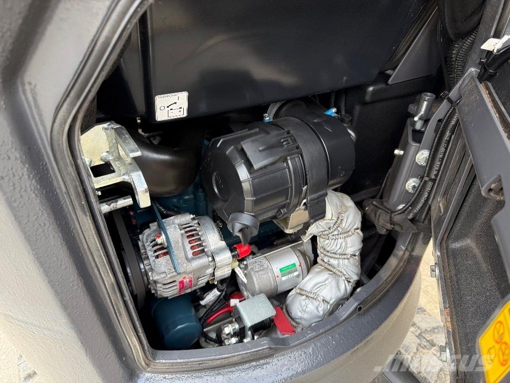 CASE CX 12 D Mini excavators < 7t