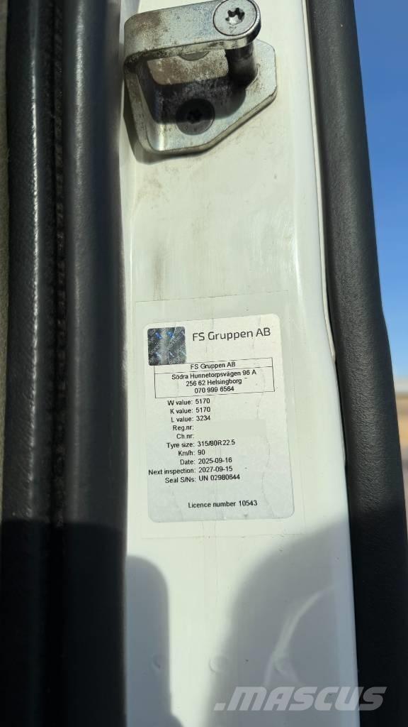 Volvo FM 10 Crane trucks