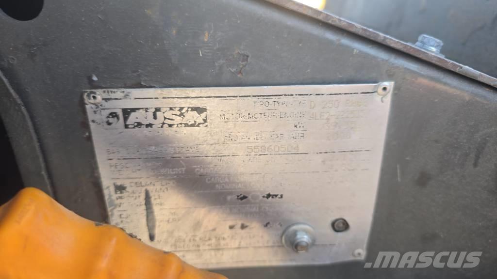Ausa D 250 Site dumpers