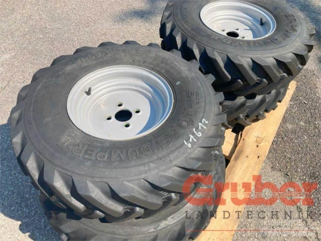 Striegel Bereifung Self loading trailers