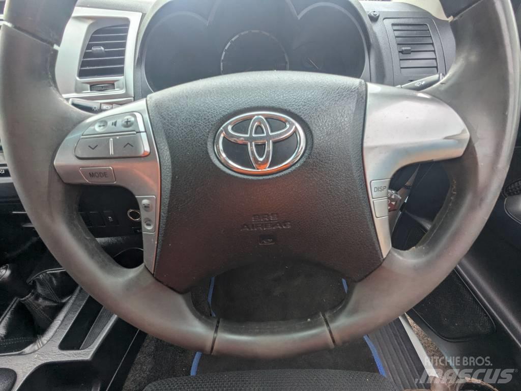 Toyota Hilux Ldv/dropside