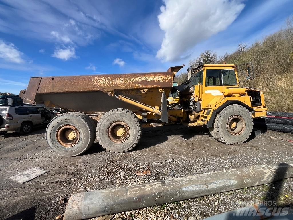 Volvo A25c Articulated Haulers