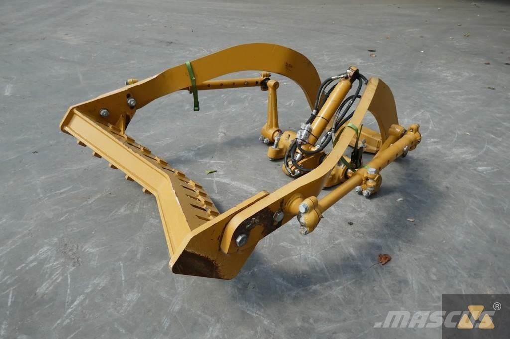 CAT 140M Scarifier Other components
