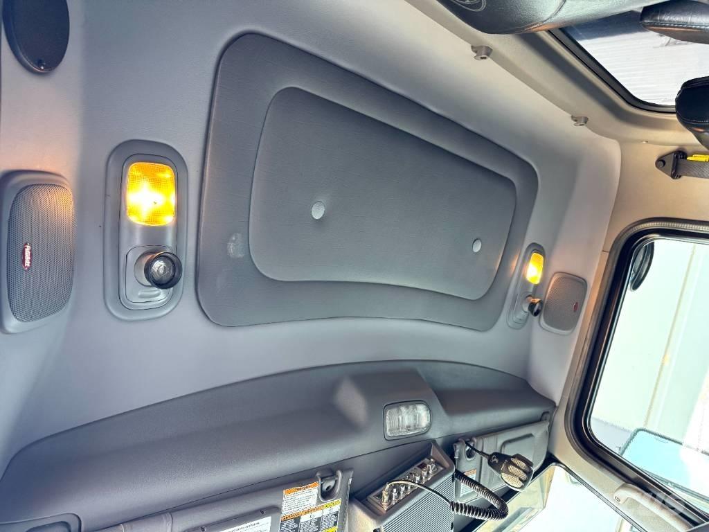 Peterbilt 389 Tipper trucks