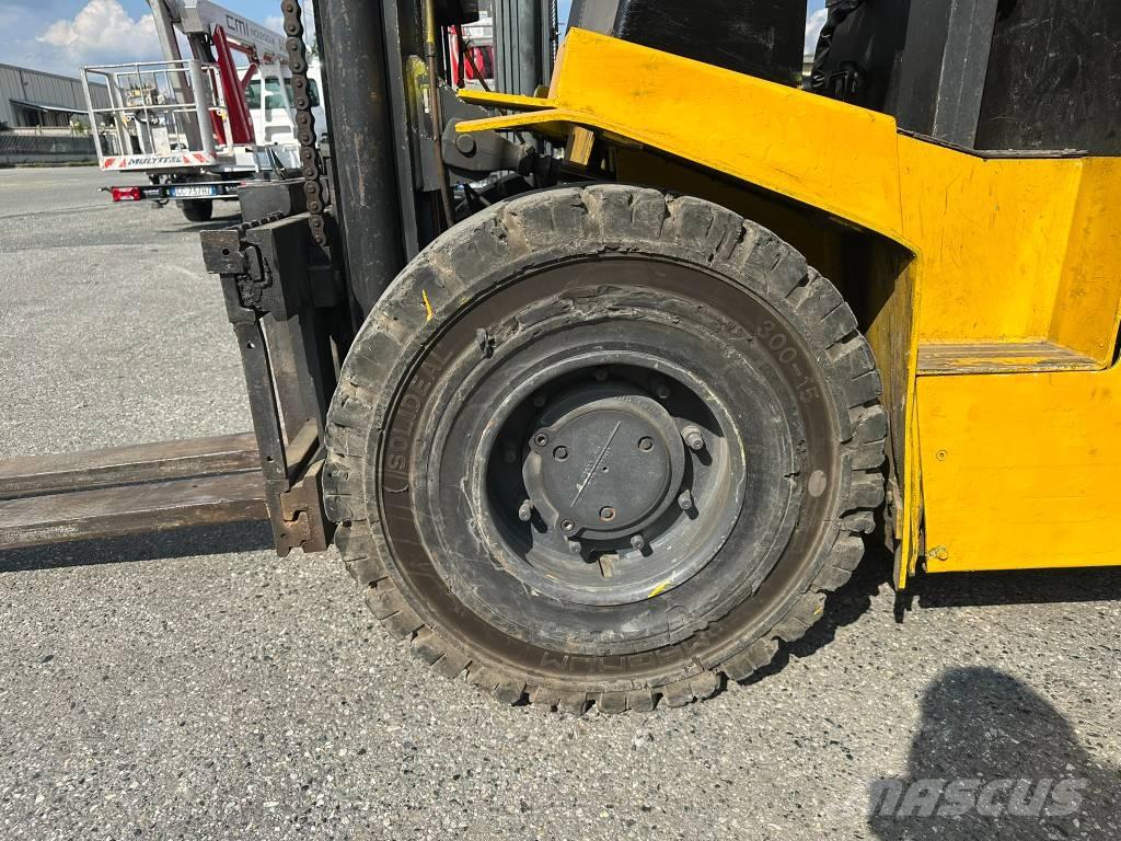 OM E50N Electric forklift trucks