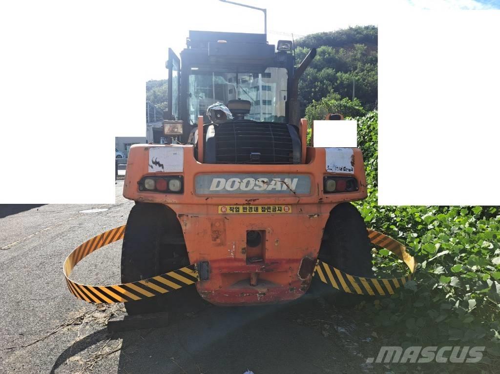 Doosan D 160 S-5 Diesel trucks