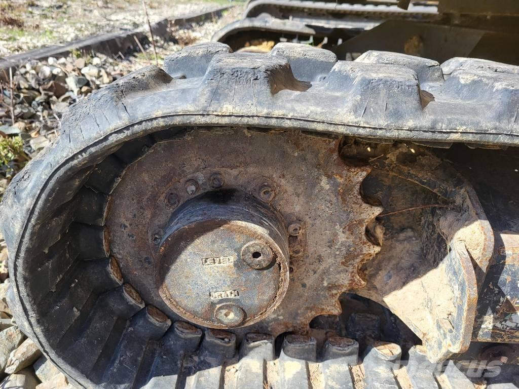 Komatsu PC24MR-5 Mini excavators < 7t