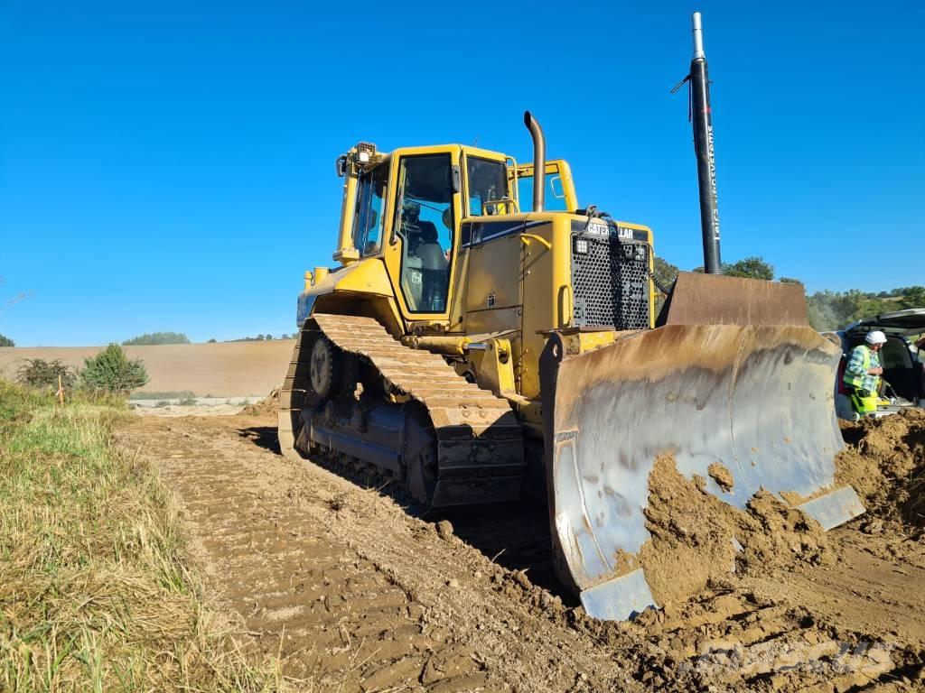 CAT D 6 N XL Crawler dozers