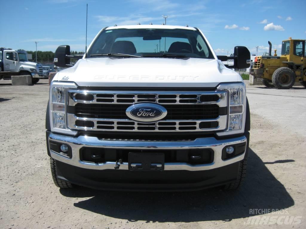 Ford F 550 Truck Tractor Units